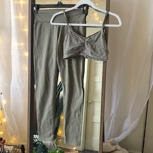 Aerie Sage Green Small Leggings & Sports Bra Coordinating Workout Set Matching